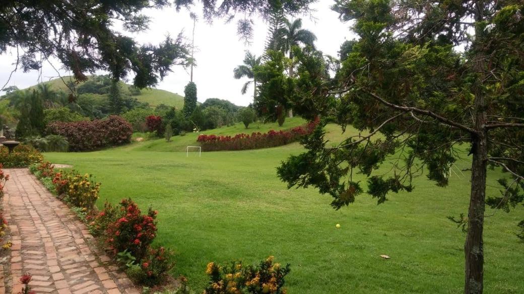 Canto De Roca Turismo E Lazer Mimoso do Sul Bagian luar foto